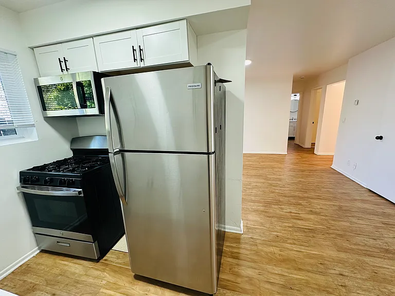 201 Ladera St #3 — Photo 4