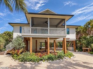 4470 Seagrape Bend Dr, Upper Captiva, FL 33924