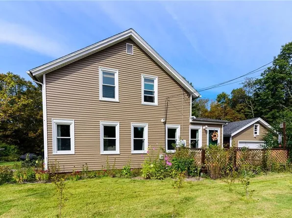 272 Spring St, Hope Valley, RI 02832