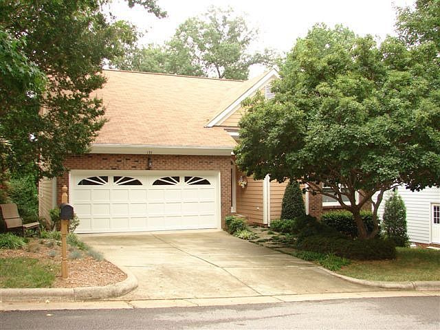 Front of 135 Chimney Rise