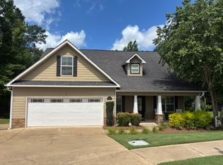 1201 Live Oak Cir, Opelika, AL 36801