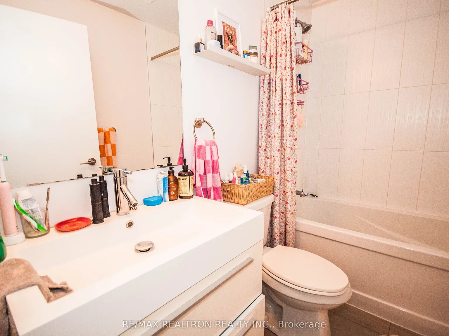 2 bed, $2,600 — Photo 3