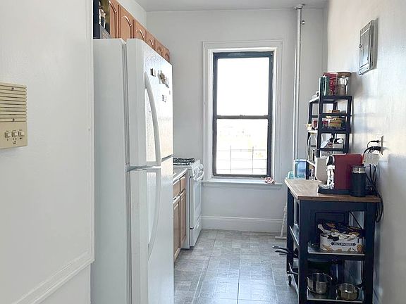 3rd image of 4318 39th Pl APT 42