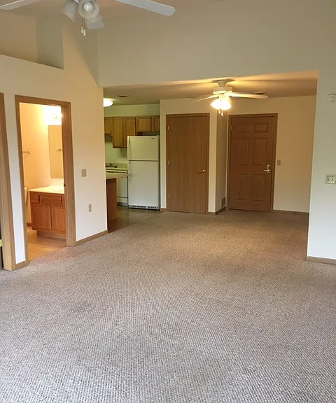 4700 living and view to kitchen_05172017