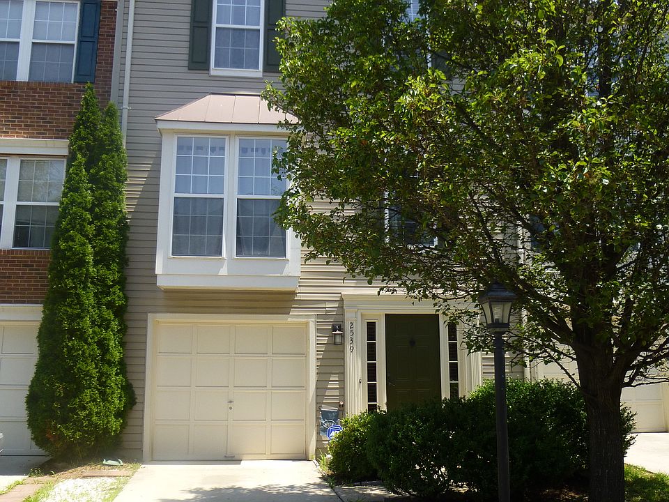 1st image of 2539 Banshire Dr