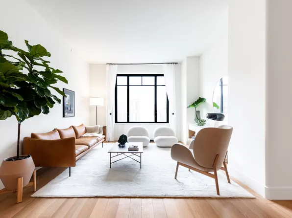 110 Charlton Street image 1 of 5