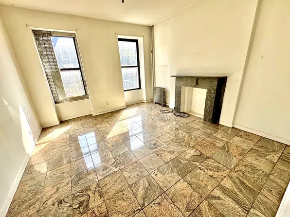 355 West 47th Street image 1 of 3