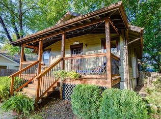 214 Alabama St, Lawrence, KS 66044