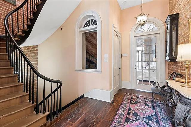 627 Saint Peter St — Photo 3