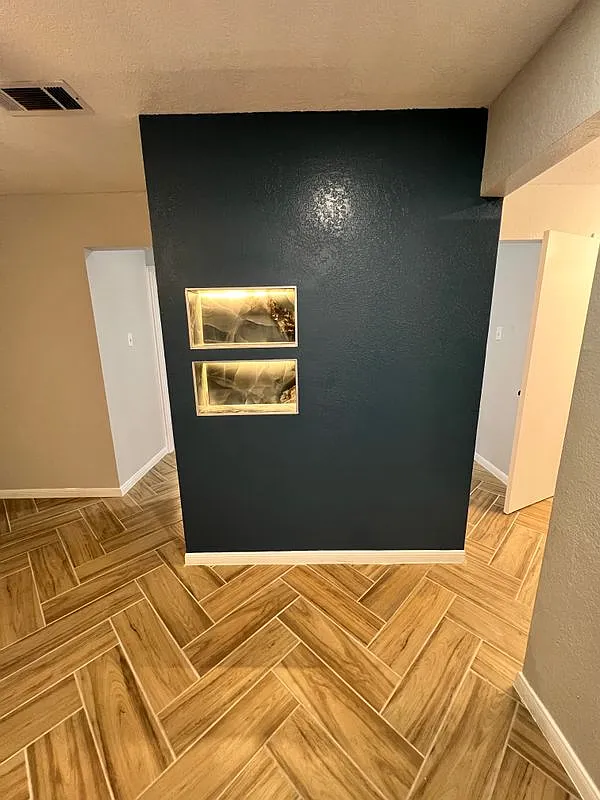 2 bed, 1.0 bath, 795 sqft, $849 — Photo 4