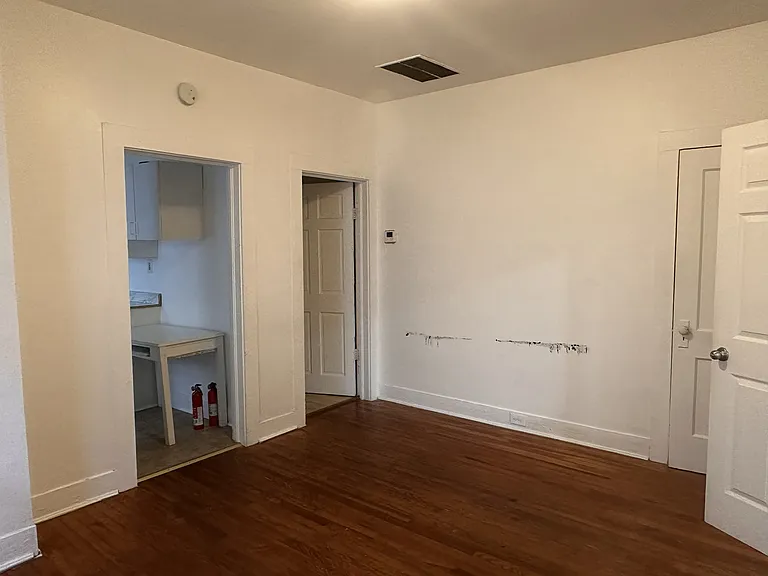 448 Calhoun St NW #A — Photo 2