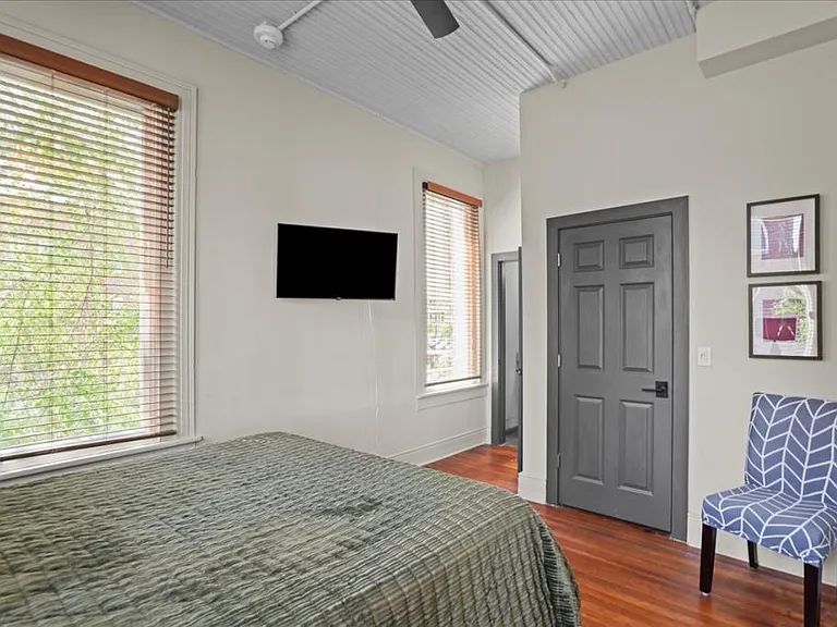 127 W Evans St — Photo 8