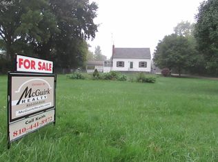 2391 Covert Rd, Burton, MI 48509