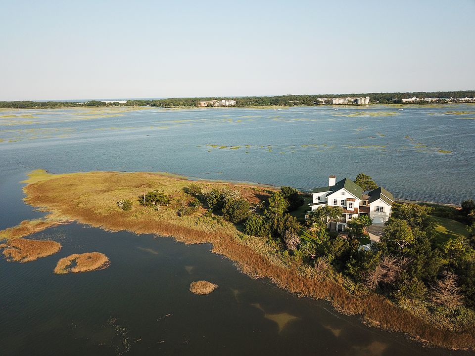 1st image of 102 Crosswinds Dr