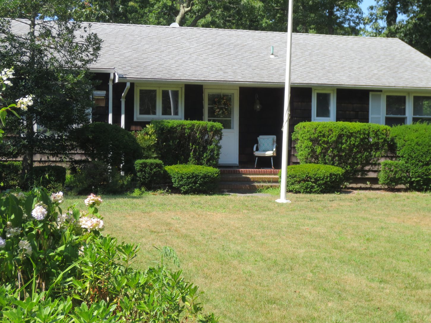  Front view