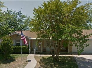 2404 N 4th St, Temple, TX 76501