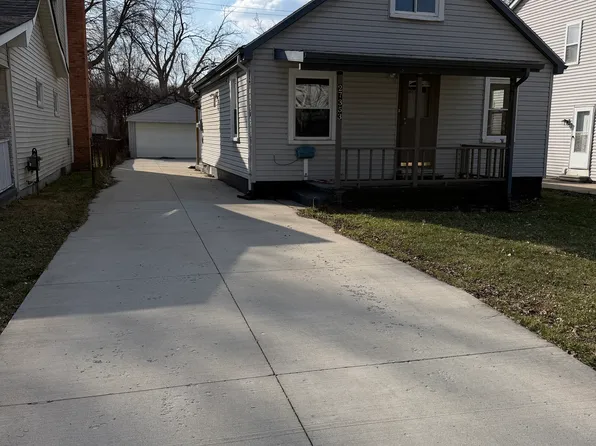 27353 Park Ct, Madison Heights, MI 48071