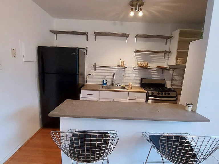1260 21st St NW #600 — Photo 9