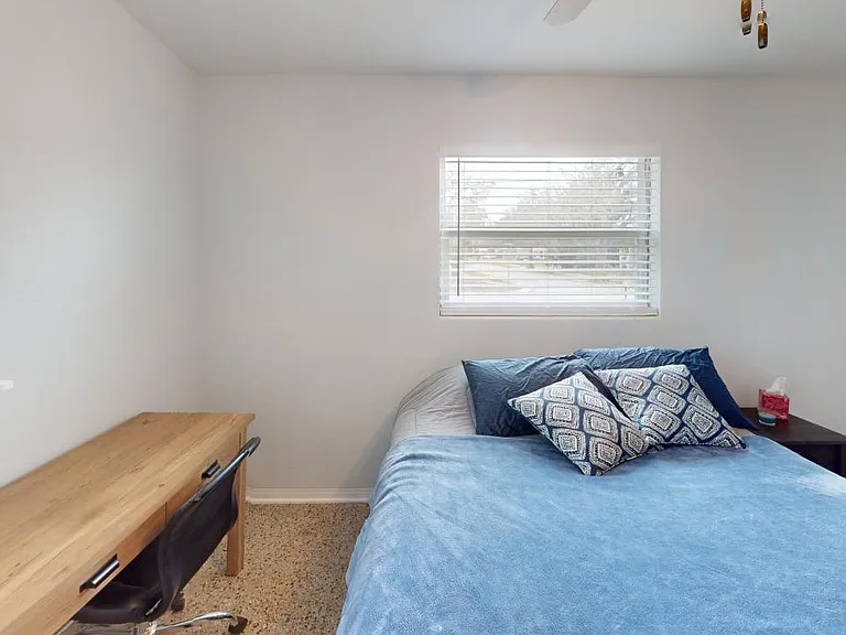 328 Slayton Ave — Photo 35