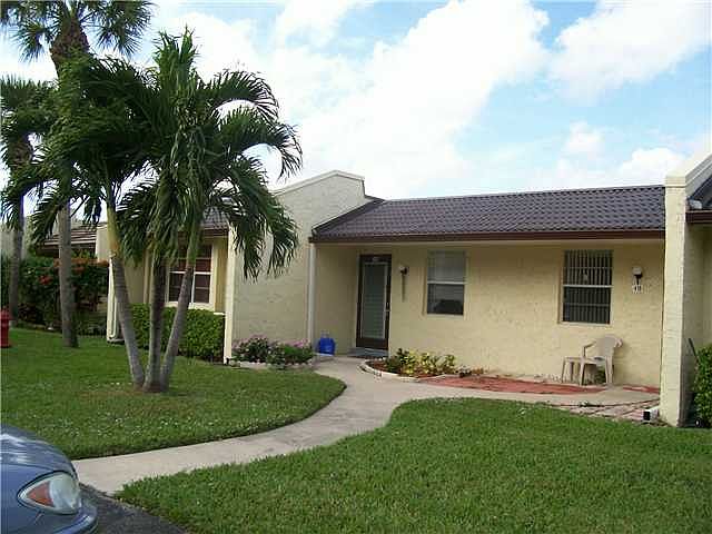 1st image of 417 Golden River Dr