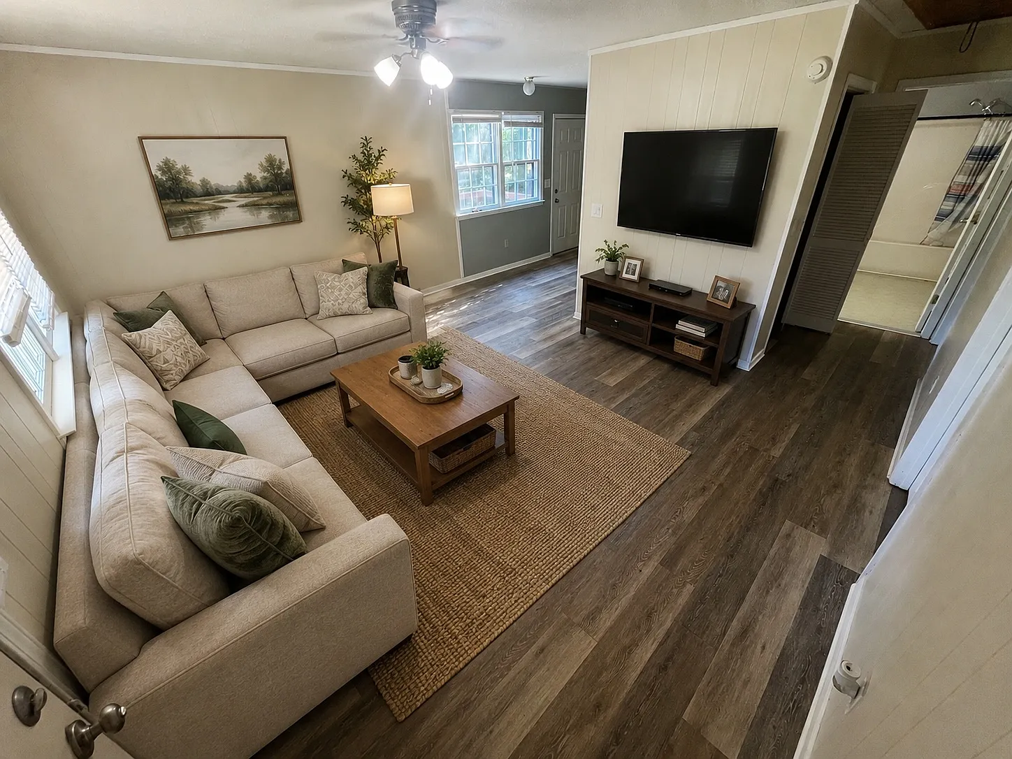2 bed, 1.5 bath, 950 sqft, $1,300 — Photo 2