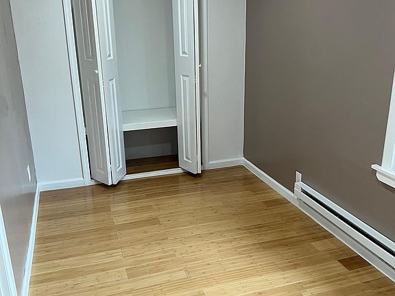 4th image of 20 Bamford Pl Floor 1