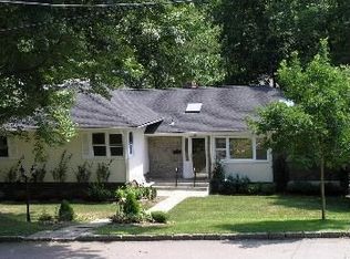 34 Claudet Way, Eastchester, NY 10709