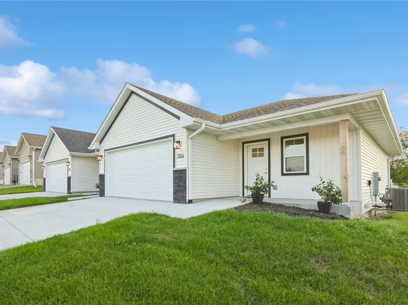 7104 Waterview Dr SW, Cedar Rapids, IA 52404