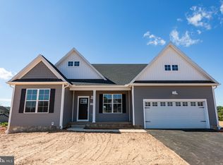 359 Steeple View Dr #12, Hanover, PA 17331