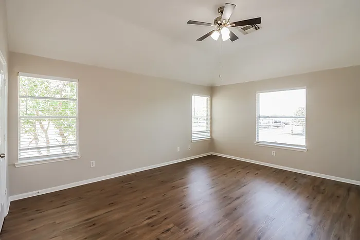 6814 Strathmore Place Ct — Photo 7
