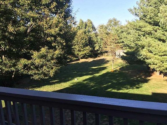 3rd image of 17 Almond Dr