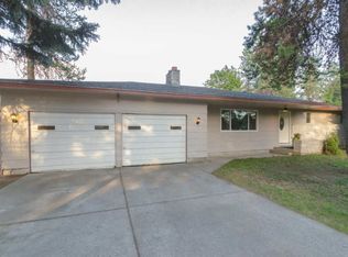3870 N Honeysuckle Dr, Coeur D Alene, ID 83815
