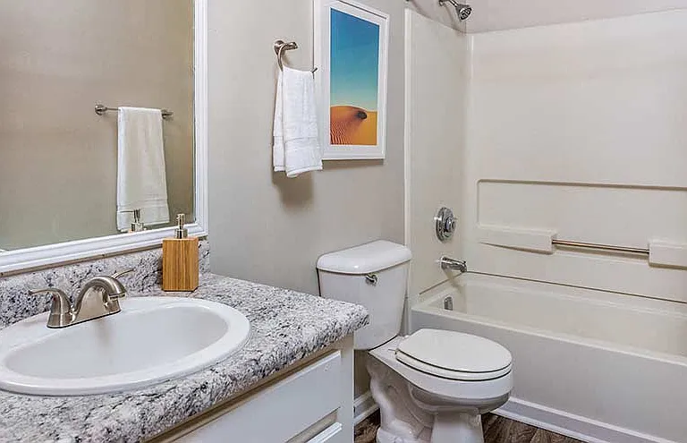 The Gregory North and South Apartment Homes — Photo 50