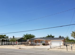 19076 Live Oak St, Hesperia, CA 92345