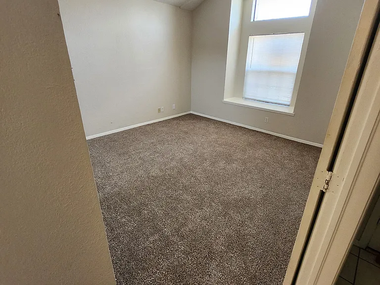 12117 Village Gate Dr — Photo 4