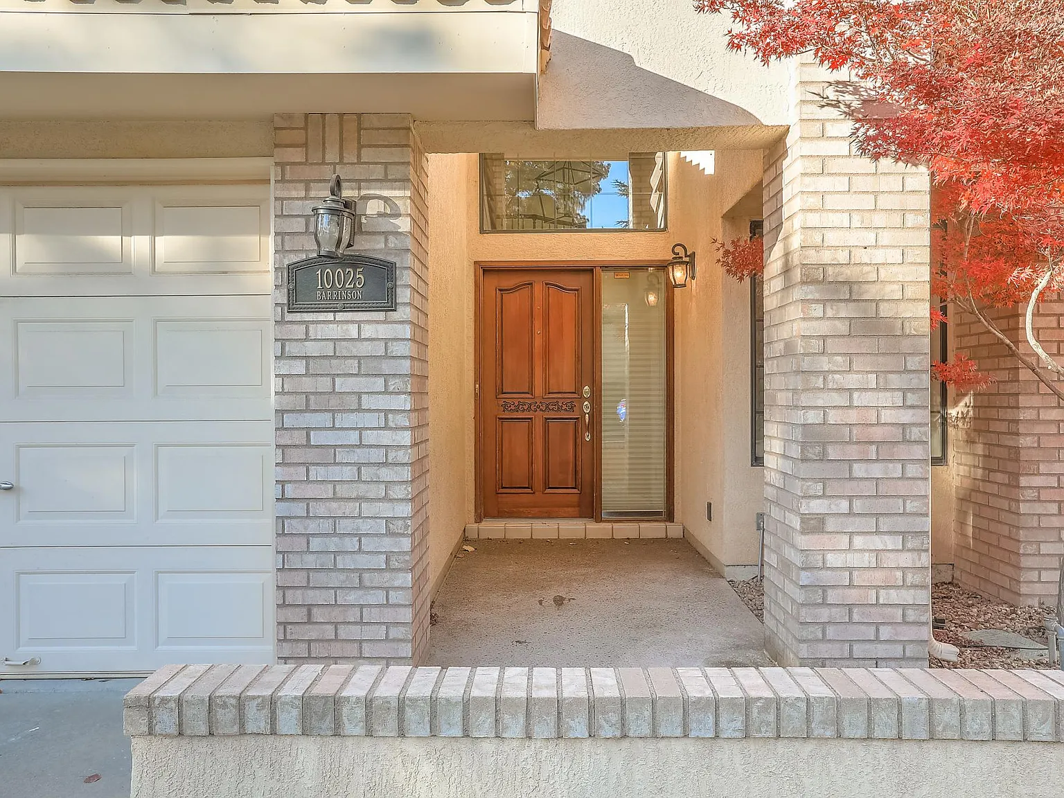 3 bed, 2.5 bath, 2596 sqft, $4,250 — Photo 2