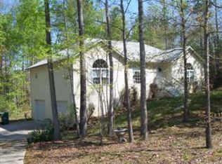 218 Banks Ridge Dr, Baldwin, GA 30511