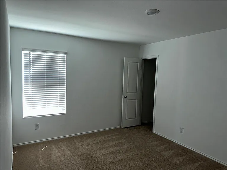 607 Cochran Dr — Photo 21