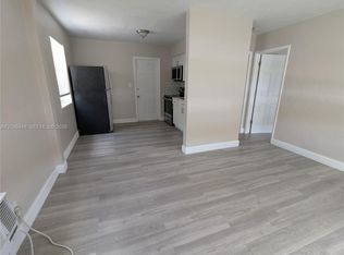 (Undisclosed Address), Hollywood, FL 33020