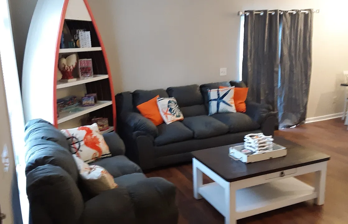 3 bed, 2.5 bath, 1500 sqft, $2,000 — Photo 4