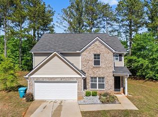 1128 Oak Hollow Ln, Hampton, GA 30228