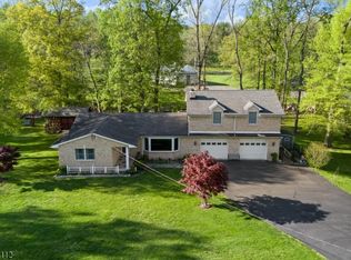 2 Northridge Rd, Flemington, NJ 08822