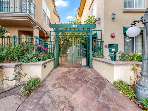 17809 Halsted St Unit 317, Northridge, CA 91325