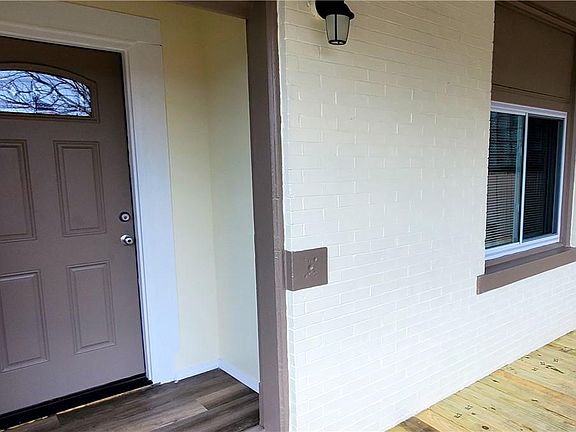 3rd image of 319 Kingsboro St