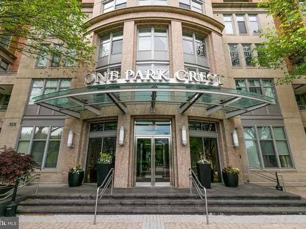 8220 Crestwood Heights Dr APT 1001, Mc Lean, VA 22102