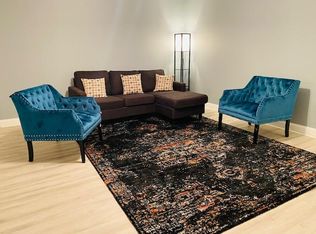 1556 N Main St APT 7, Fall River, MA 02720