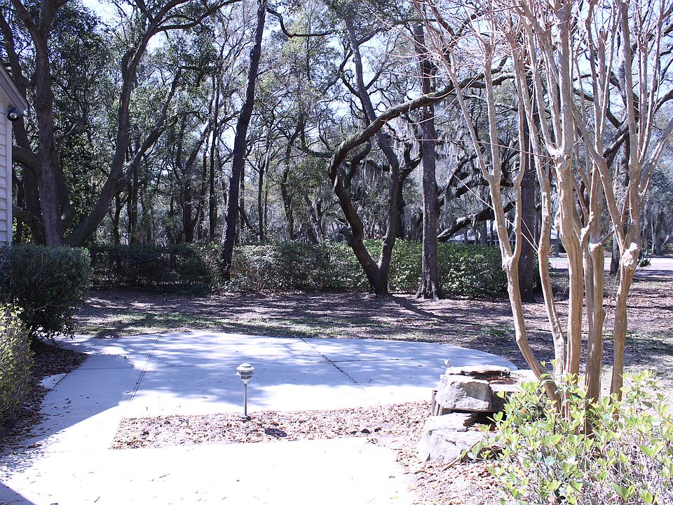 2nd image of 3 Sally Port Rd