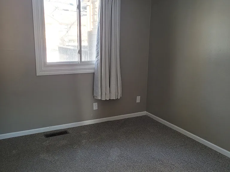 311 W Eagle Lake Dr — Photo 14