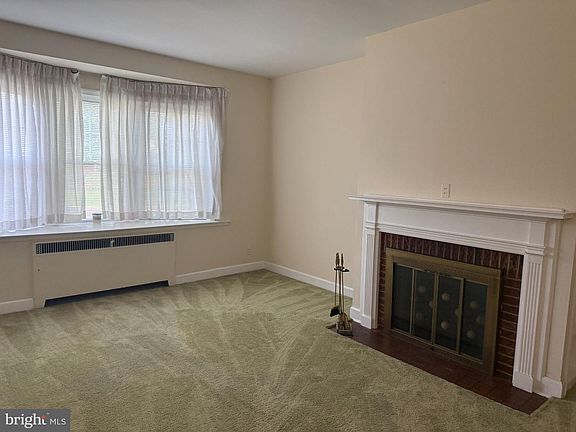 3rd image of 514 W 36th St