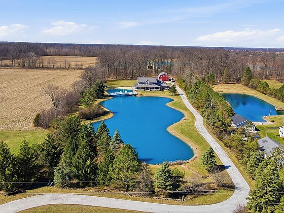 4th image of 3145 N Cool Rd